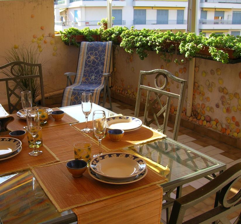 Palladium - Petite Maison De Charme Vintage Apartment Nice Bagian luar foto